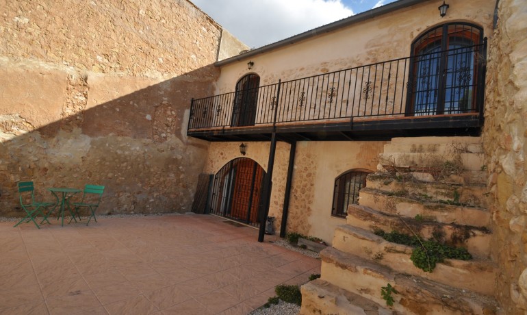 Sale - Country Property -
Pinoso