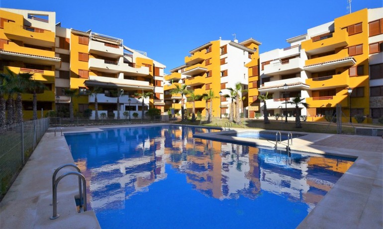 Revente - Appartement -
Orihuela Costa - Punta Prima