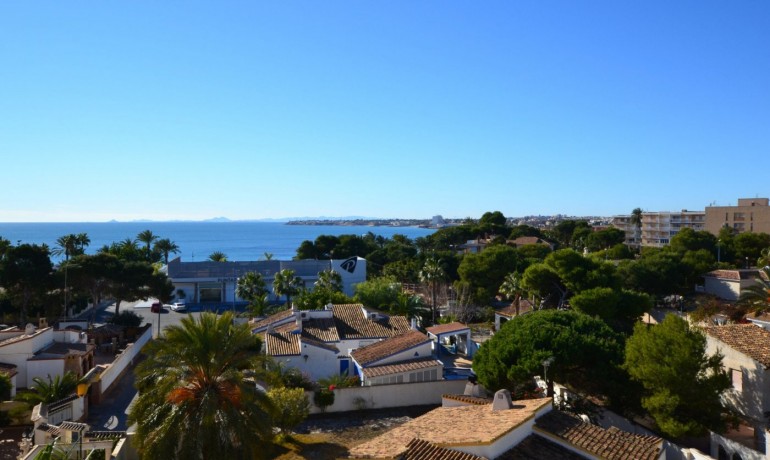 Sale - Apartment / Flat -
Orihuela Costa - Punta Prima