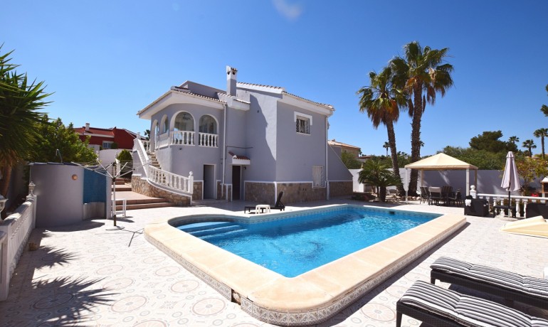 Sale - Villa -
Ciudad quesada - La Fiesta