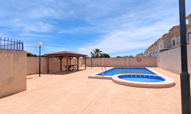 Sale - House -
Alicante* - Daya Nueva*