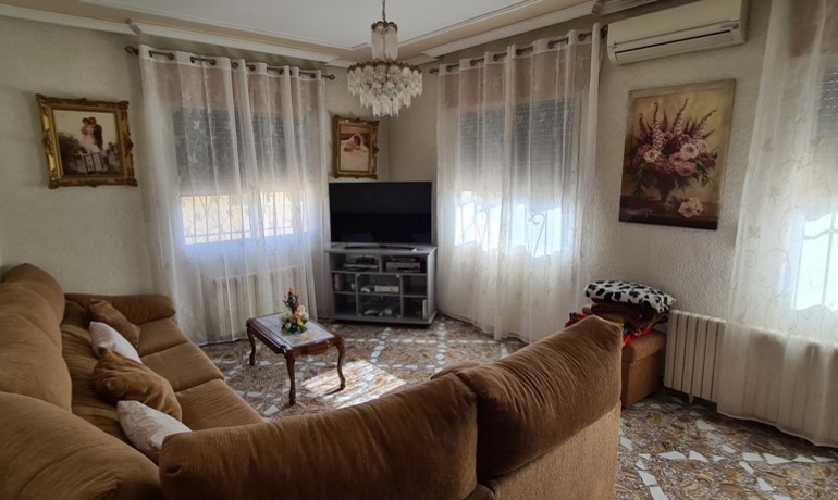 Sale - Villa -
Orihuela - La Matanza