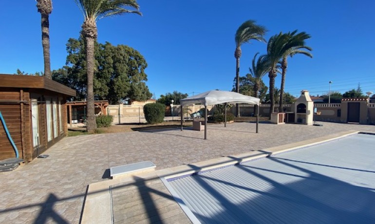 Sale - Villa -
La Siesta - El Salado - Torreta - Torreta Florida