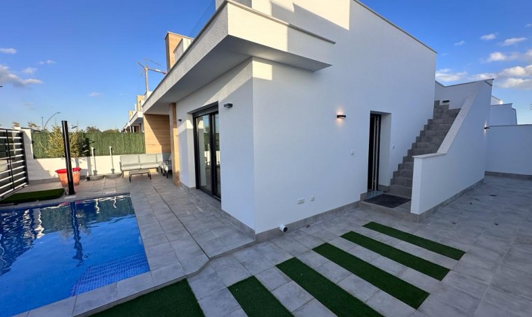 Sale - Villa -
Torre Pacheco - Roldán