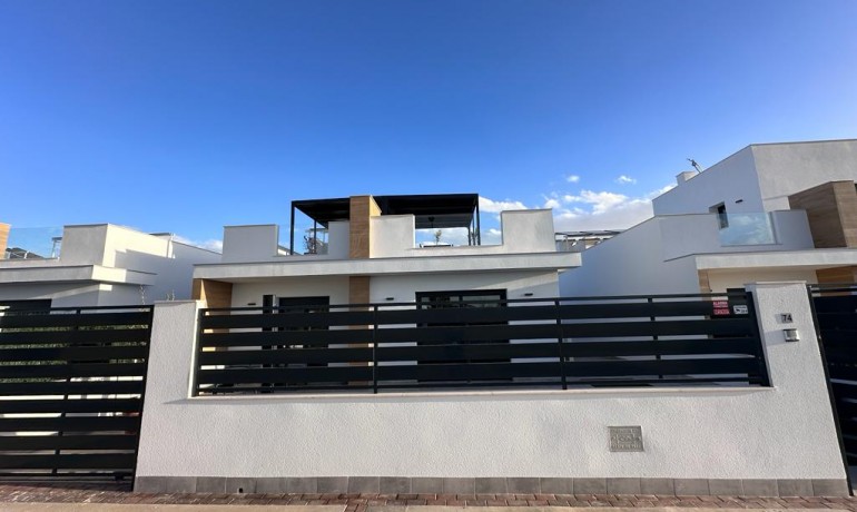 Sale - Villa -
Torre Pacheco - Roldán