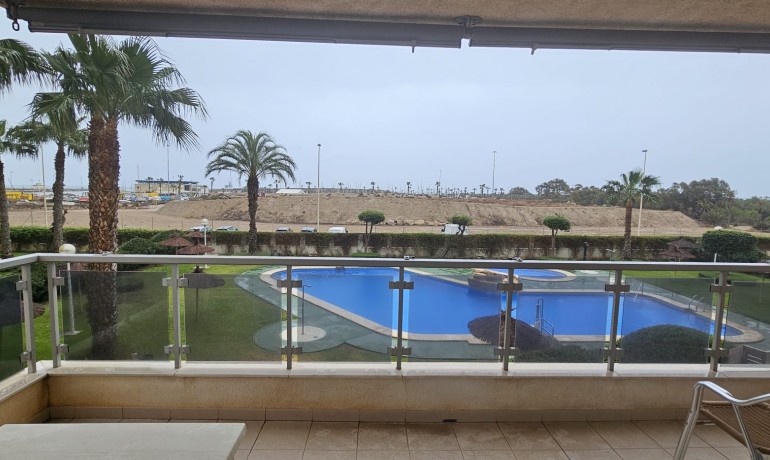 Revente - Appartement -
Guardamar del Segura - PUERTO