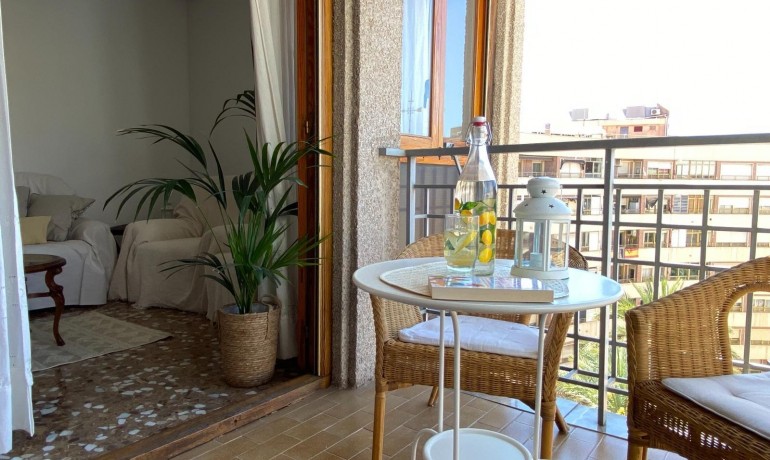 Herverkoop - Appartement / flat -
Elche - Centro