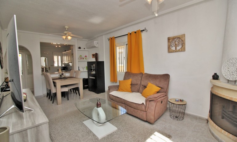 Sale - Villa -
Orihuela Costa* - Villamartin*