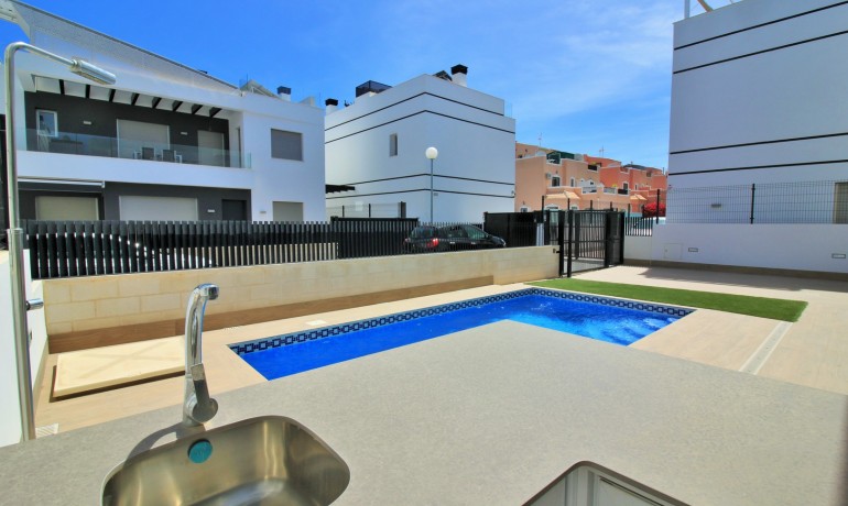 Sale - Villa -
Orihuela Costa* - Villamartin*