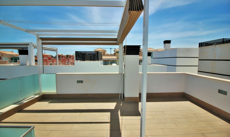 Sale - Villa -
Orihuela Costa* - Villamartin*