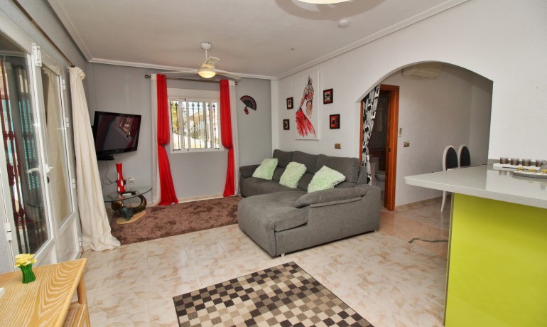 Sale - Villa -
Orihuela Costa* - Villamartin*