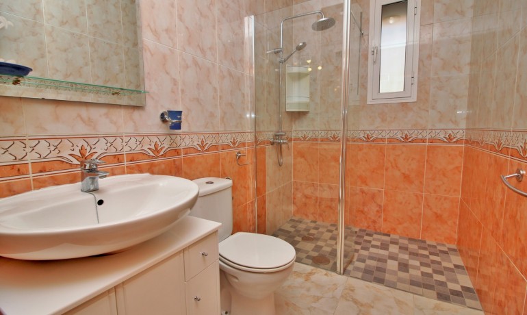 Sale - Villa -
Orihuela Costa* - Villamartin*