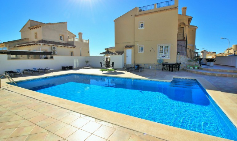 Sale - House -
Orihuela Costa* - Villamartin*