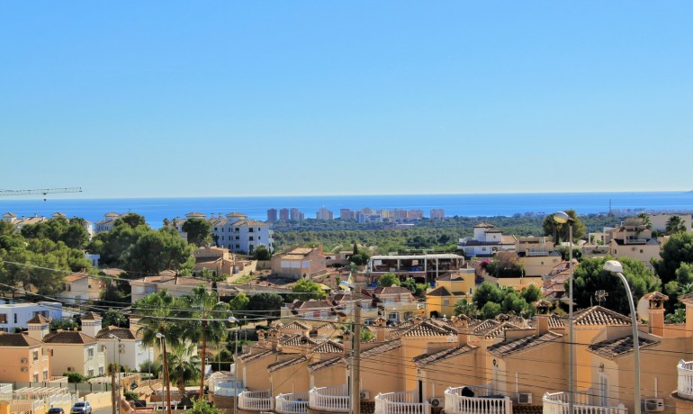 Revente - Maison -
Orihuela Costa* - Villamartin*