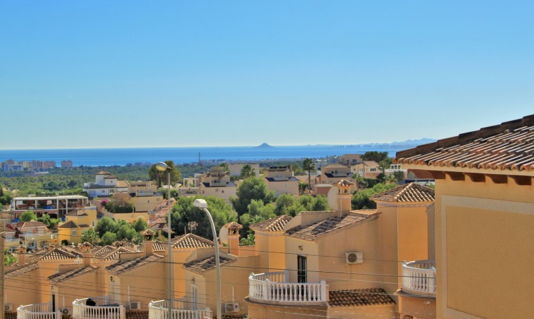 Revente - Maison -
Orihuela Costa* - Villamartin*