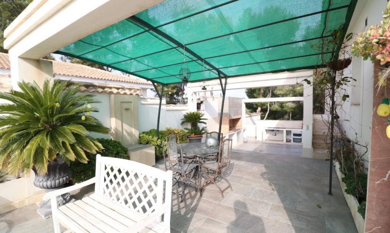 Sale - Villa -
Pilar de la Horadada - Costa Blanca