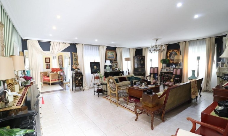 Sale - Villa -
Pilar de la Horadada - Costa Blanca