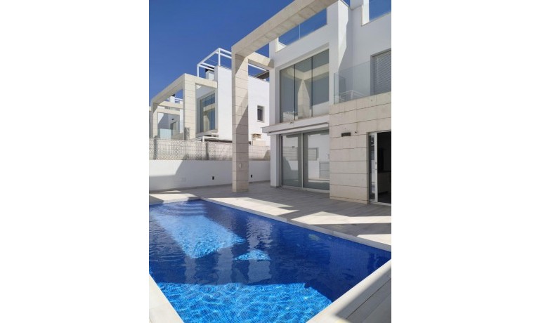 Sale - Villa -
Orihuela Costa