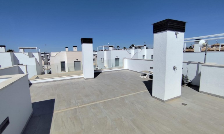 Sale - Villa -
Orihuela Costa