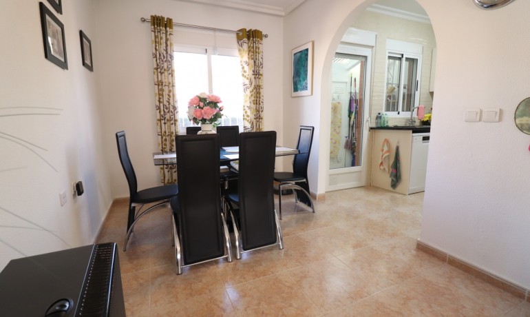 Sale - Villa -
Algorfa* - Montemar*