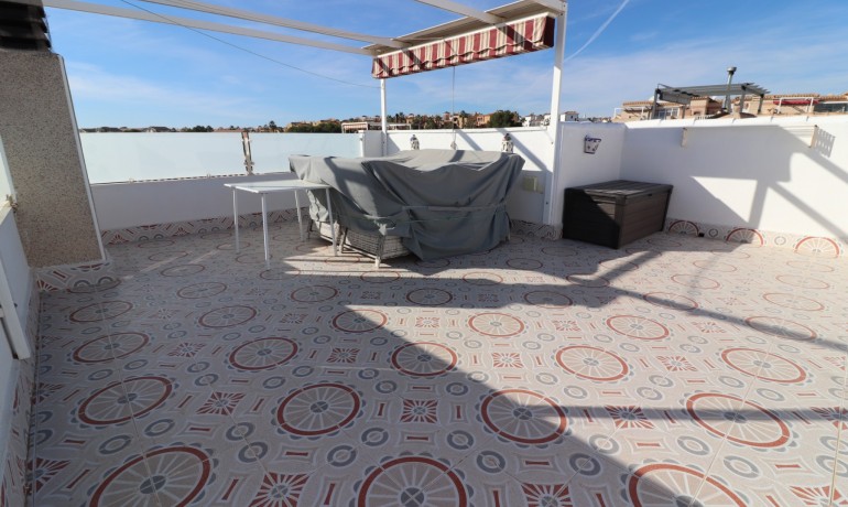 Sale - Villa -
Algorfa* - Montemar*