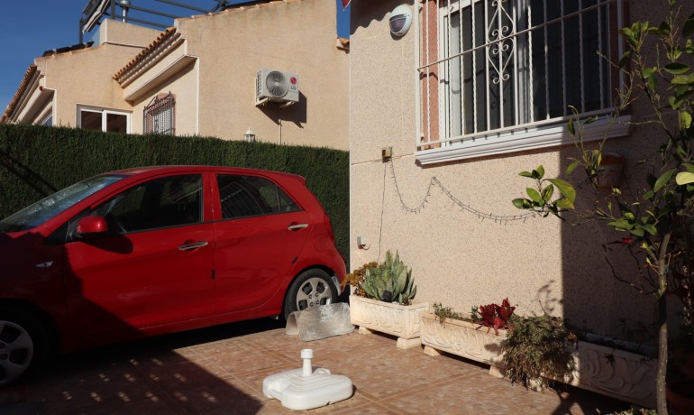 Sale - Villa -
Algorfa* - Montemar*