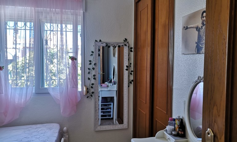 Venta - Villa -
