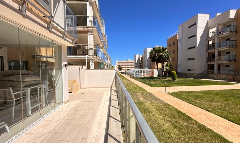 Sale - Apartment / flat -
Orihuela Costa - Villa Martin