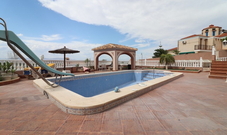 Sale - Villa -
Algorfa - Lomas de La Juliana