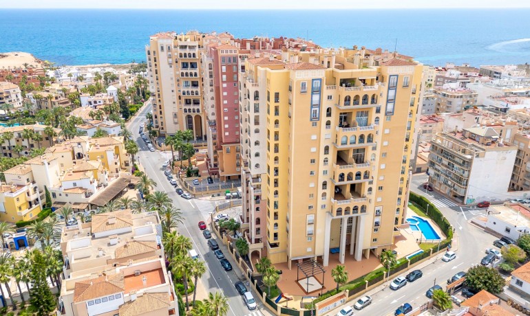 Sale - Apartment / Flat -
Torrevieja - Aldea del mar