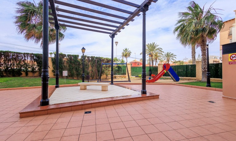 Sale - Apartment / Flat -
Torrevieja - Aldea del mar