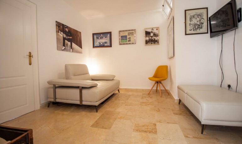 Sale - Villa -
Orihuela Costa - Las Ramblas