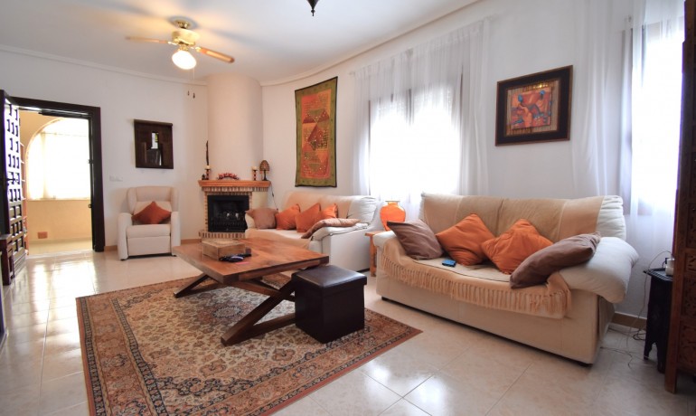 Sale - Villa -
Orihuela Costa* - Blue Lagoon*