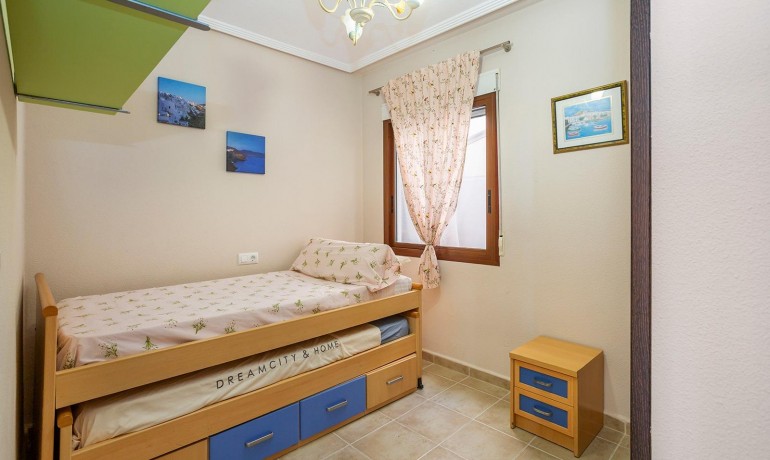 Revente - Appartement -
Torrevieja