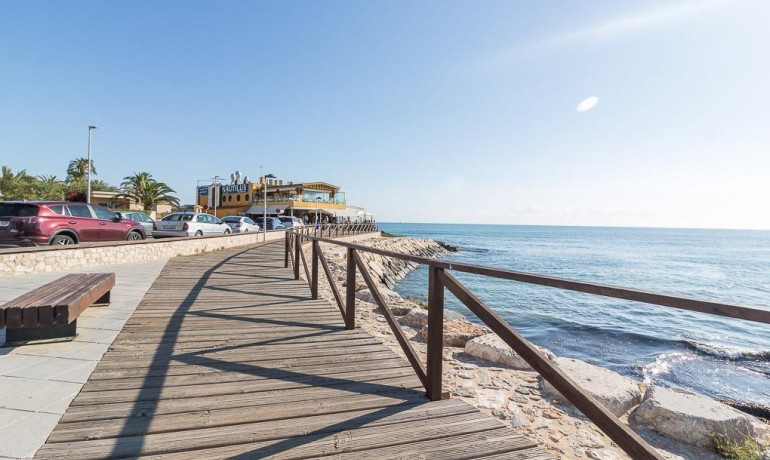 Revente - Villa -
Orihuela Costa - La Zenia