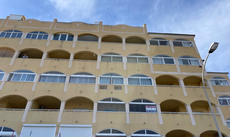 Sale - Apartment / flat -
Torrevieja - La Mata