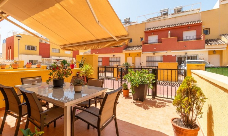 Sale - Townhouse -
Orihuela Costa - Los Dolses