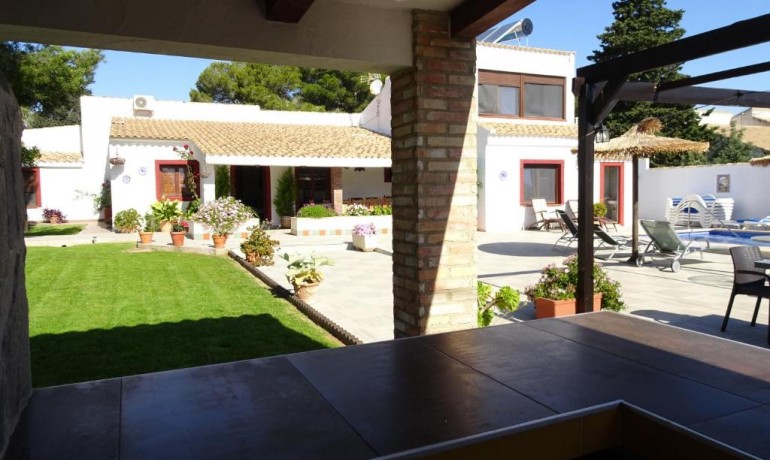 Venta - Villa -
