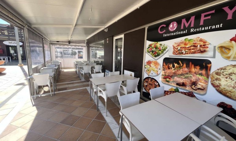 Sale - Commercial -
Orihuela Costa* - Dehesa de Campoamor*