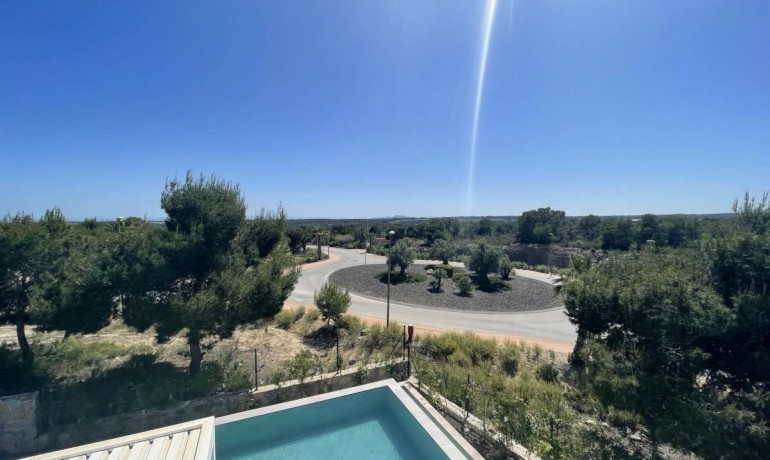 Sale - Villa -
Orihuela Costa* - Las Colinas Golf*