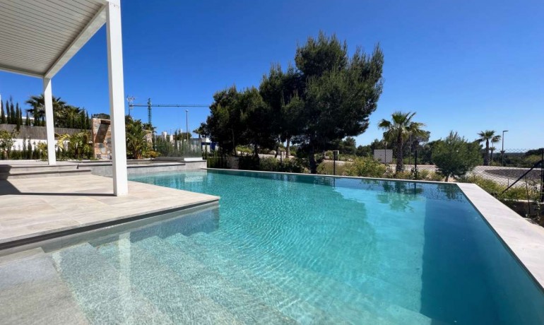 Sale - Villa -
Orihuela Costa* - Las Colinas Golf*