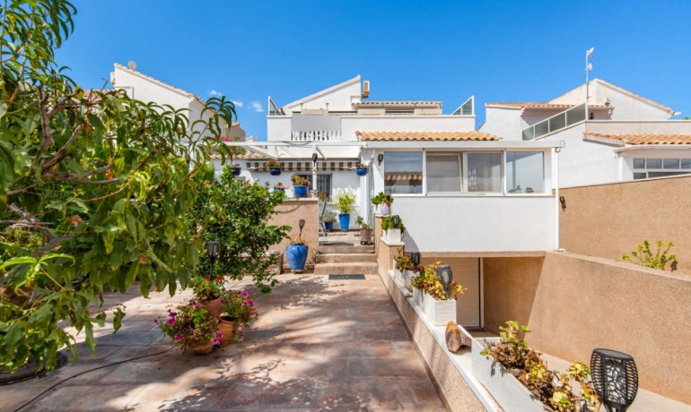 Herverkoop - Villa -
Torrevieja* - Punta Prima*