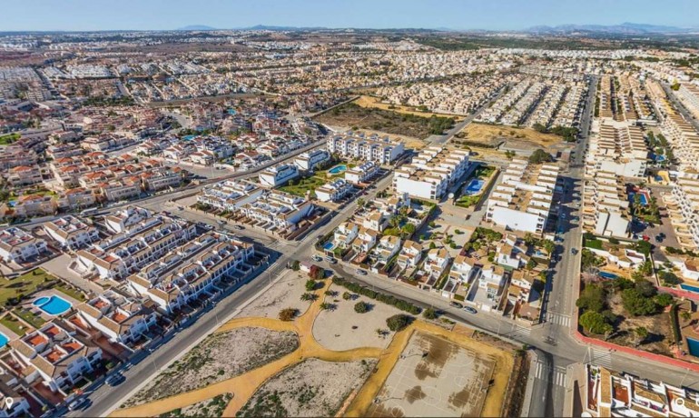 Herverkoop - Villa -
Torrevieja* - Punta Prima*