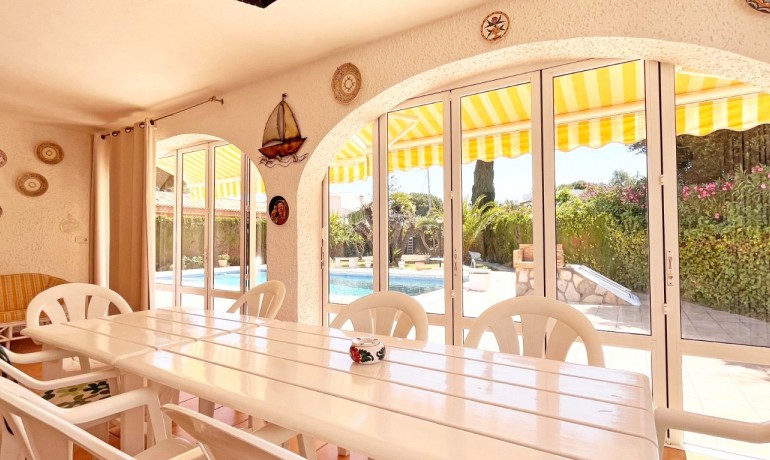 Revente - Villa -
Orihuela Costa - Cabo Roig