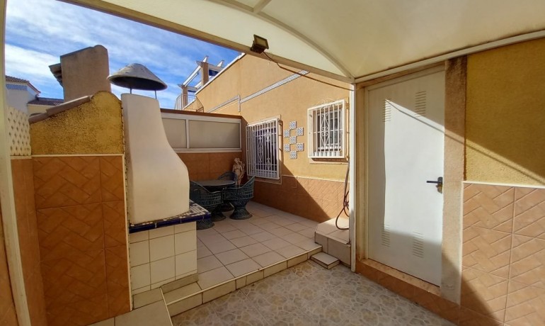 Sale - Townhouse -
Torrevieja