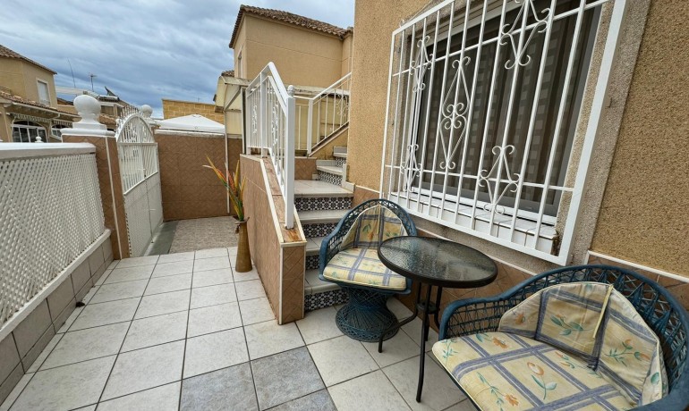 Sale - Townhouse -
Torrevieja