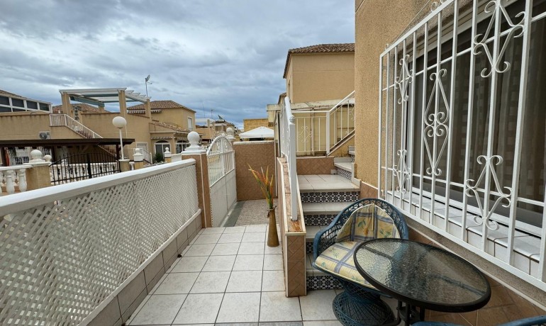 Sale - Townhouse -
Torrevieja