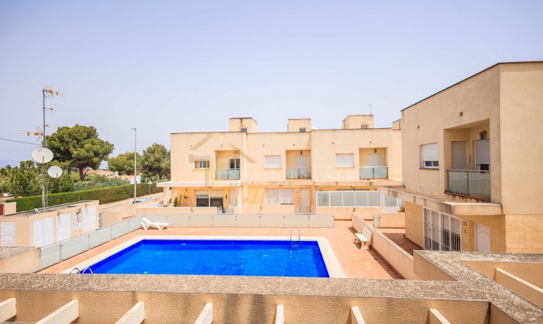 Sale - Townhouse -
Los Montesinos - Alicante