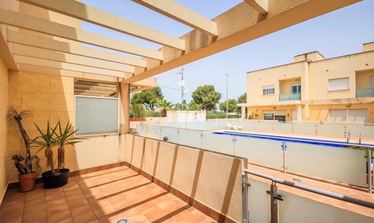 Sale - Townhouse -
Los Montesinos - Alicante