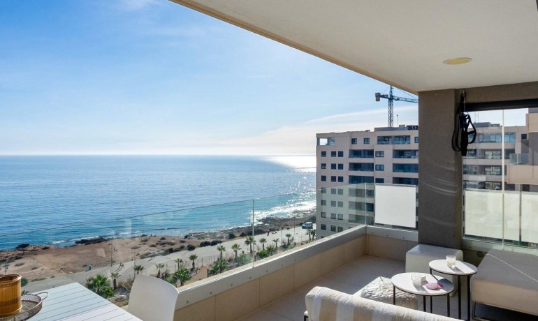 Herverkoop - Appartement / Flat -
Orihuela Costa - Punta Prima